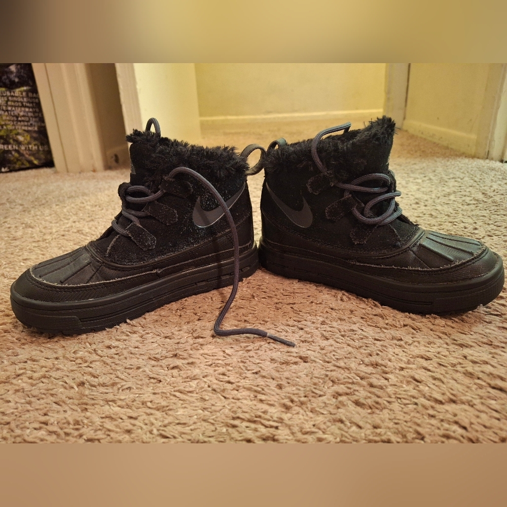 Kids Nike Black Winter Boots Size 12c